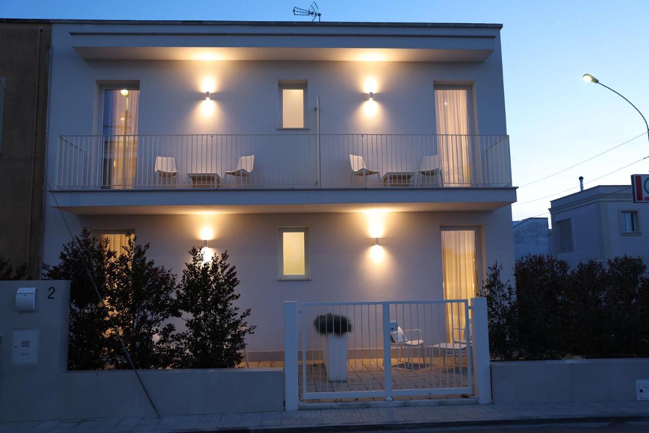 Calaluna Rooms Порто-Чезарео Экстерьер фото